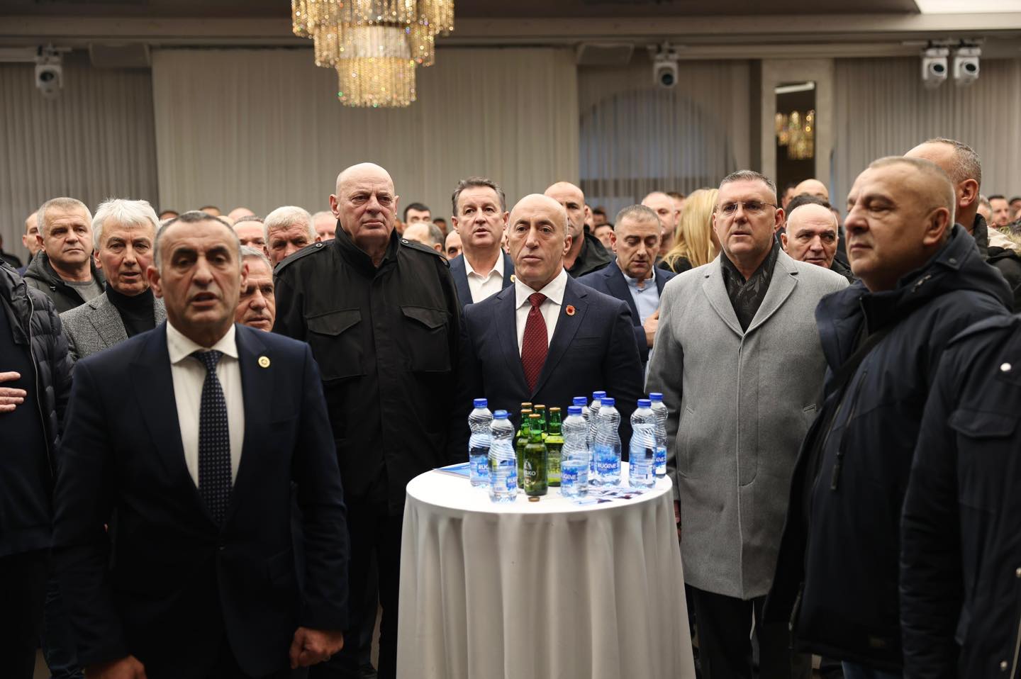 Haradinaj takon veteranët e UÇK së  Veprat e tyre flasin më shumë se fjalët