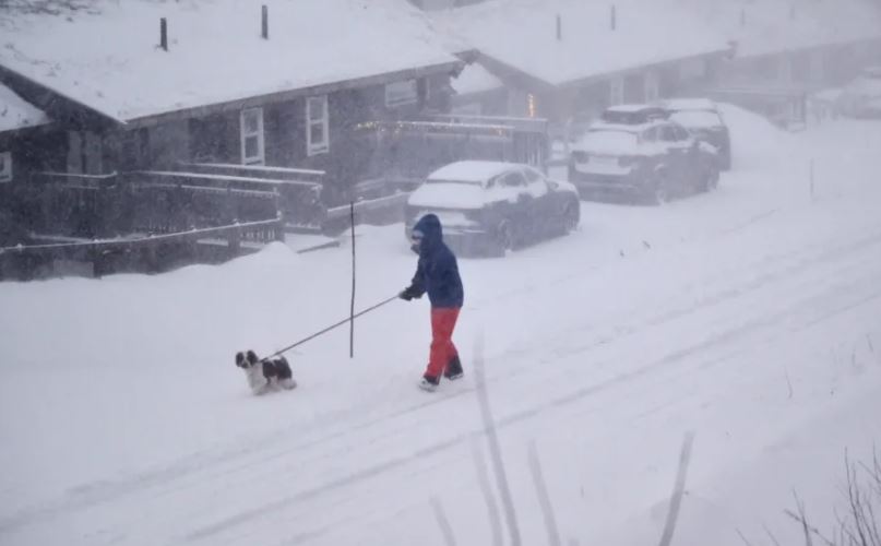 dy-te-vdekur-ne-suedi-nga-stuhia-e-madhe-qe-perfshiu-vendet-nordike