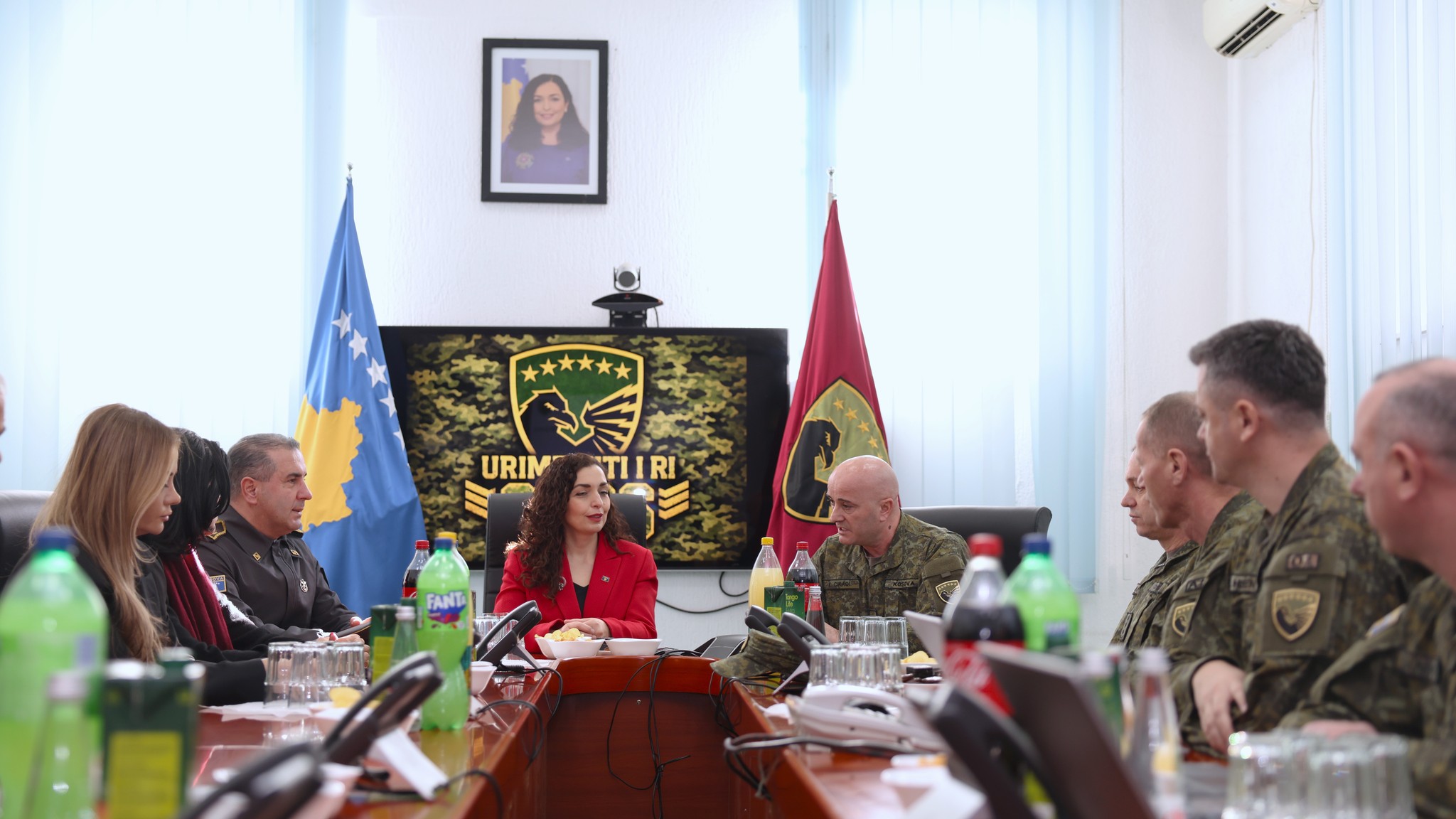 Presidentja Osmani viziton FSK në për fundvit