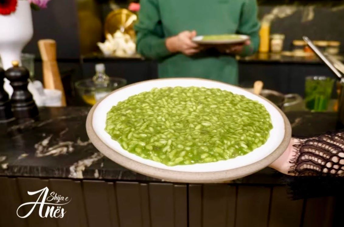 Buçko erdhi te  Shija e Anës  dhe gatoi super Rizoton me Spinaq