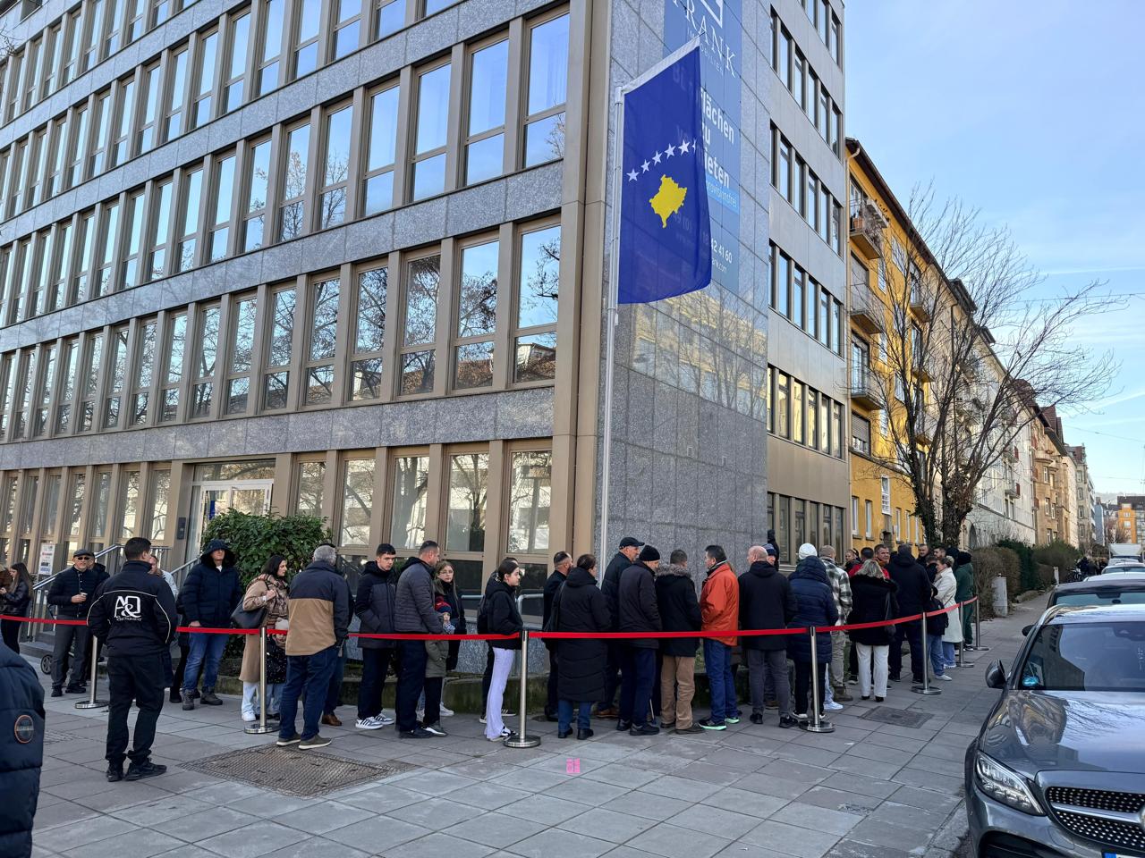 Përfundon procesi i votimit në 25 përfaqësi diplomatike  KQZ del me detaje