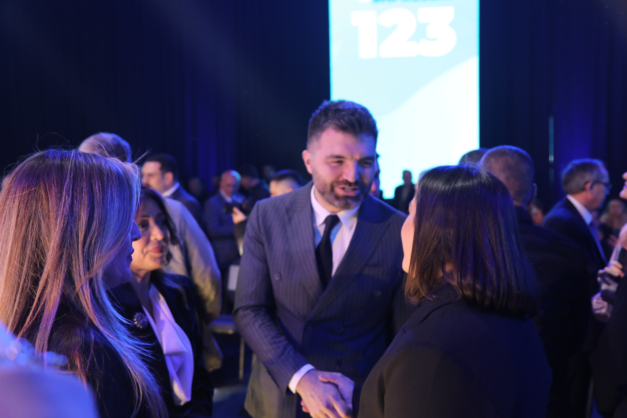 Sadiku i LDK-së ironizon me rezultatet zgjedhore: “Ma mirë mos t’isha gjallë të dielën mbrëma” (VIDEO)