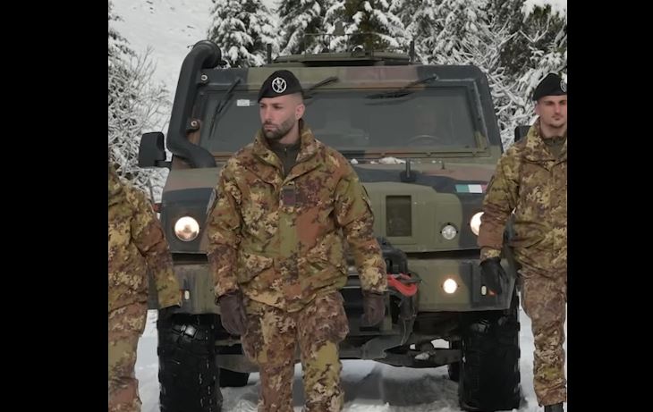  Përmes profesionalizmit ata kontribuojnë në stabilitetin rajonal   ushtarët italianë me patrullime nëpër Kosovë