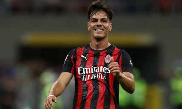 gazeta-e-madhe-italiane-me-super-vleresim-per-paraqitjen-e-ardon-jasharit-te-milani