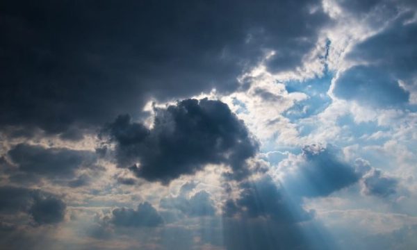 E shtune pranverore me temperatura deri në 12 gradë Celsius