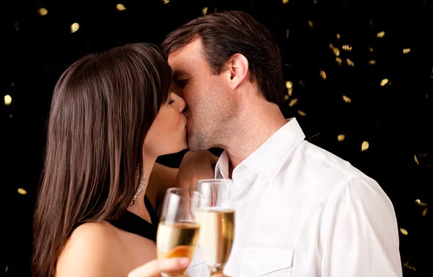 Seksi në natën e Vitit të Ri ndikon pozitivisht në mirëqenie