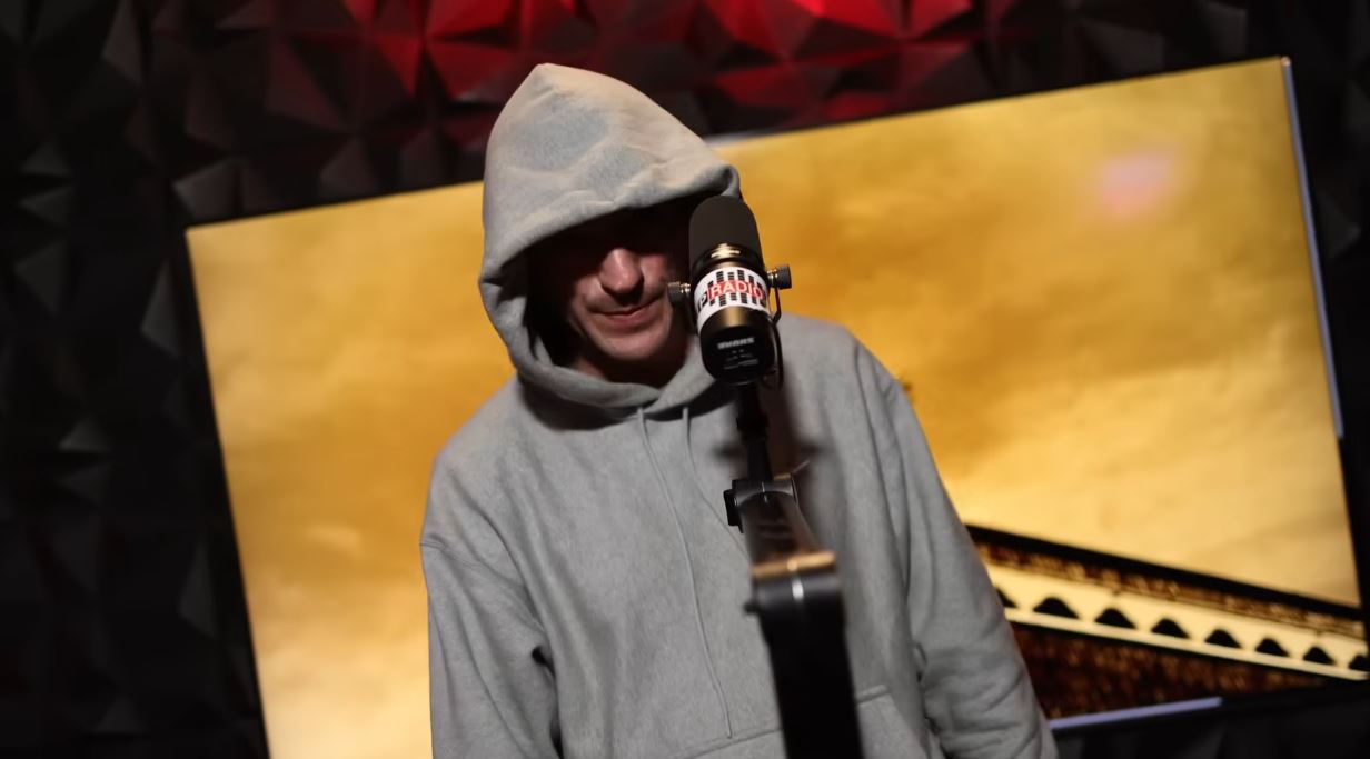 terror-stresi-publikon-kengen-e-re-video