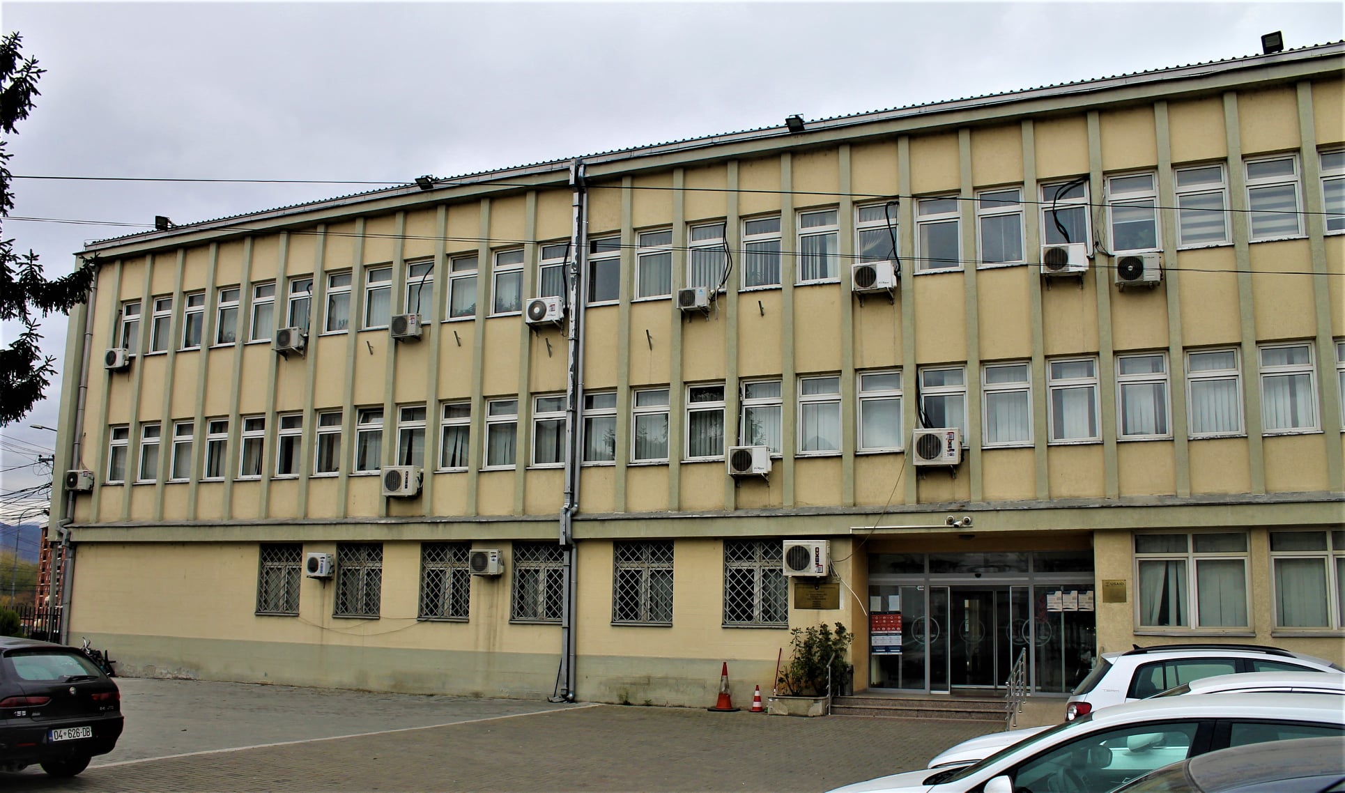 Ekskluzive: Ky është vendimi i plotë i gjykatës për të arrestuarit në skandalin milionësh në BKS