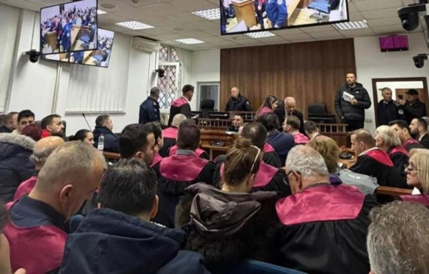 Avokatët për vendimin e gjykatës në rastin e BKS: 35 të arrestuarit po mbahen jashtëligjshëm