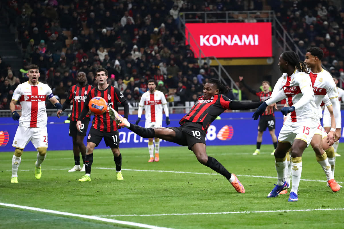 Paradoksi i Milanit, fitore nëpër derbi - gabime me skuadrat e vogla