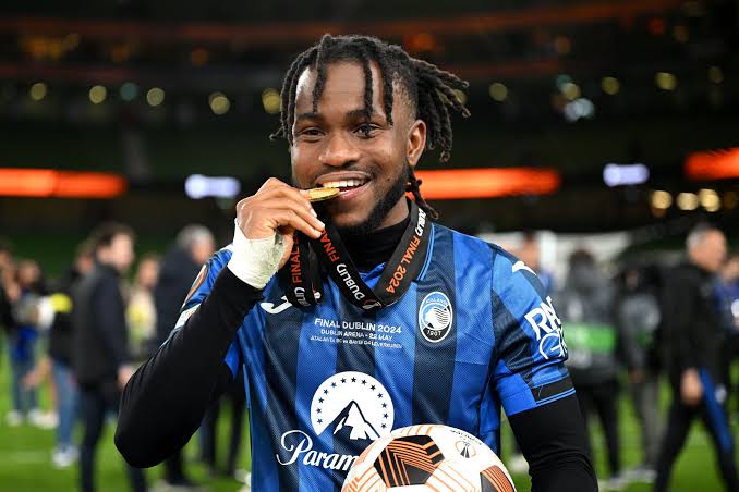 Gjatë verës ishte afër Interit, Lookman pranë kalimit te Fenerbahçe