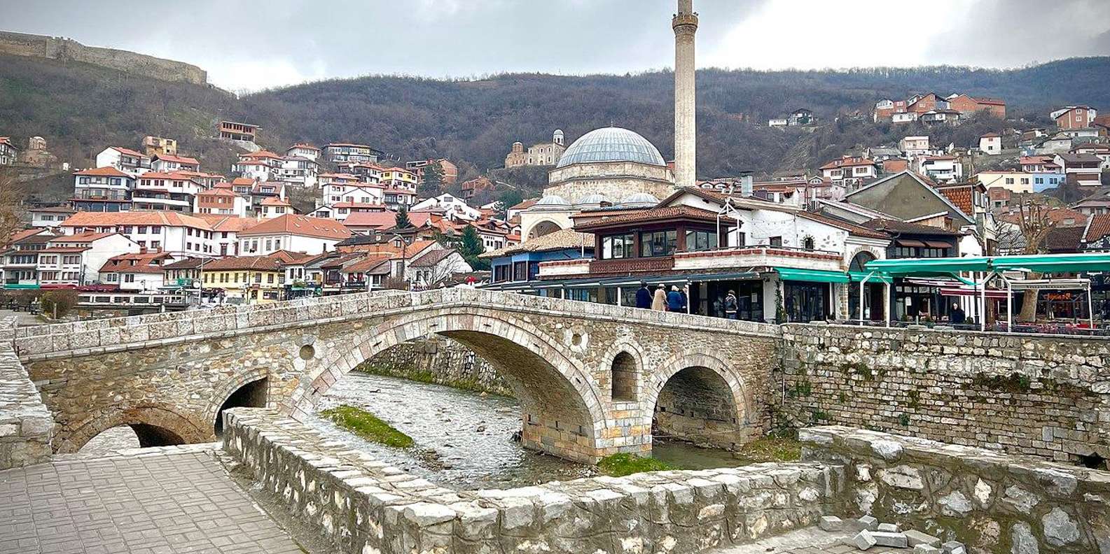 Festat e fundvitit gjallëruan turizmin në Prizren (VIDEO)