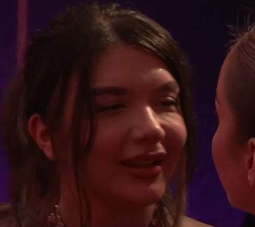  S dua të jetë me të por me mua   Alba xhelozon ndaj Dolces për Limin  VIDEO 