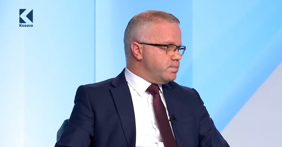 Bajraktari optimist  Në qershor ose korrik mund të kemi epilog pozitiv për çlirimtarët tanë  VIDEO 