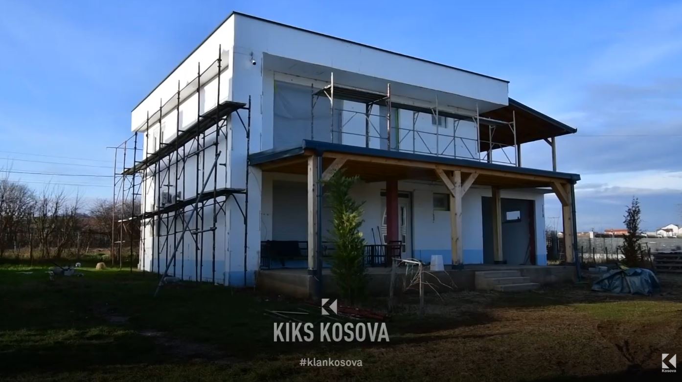 A u tradhtuan banorët e fshatit Zajm të Klinës nga noteri? (VIDEO)