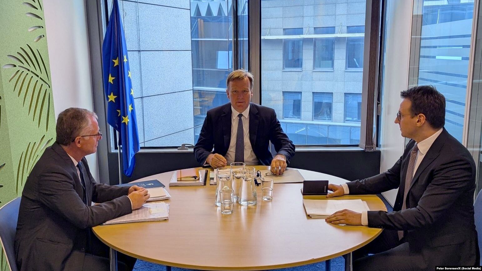 Kryenegociatorët pritet të takohen sot në Bruksel