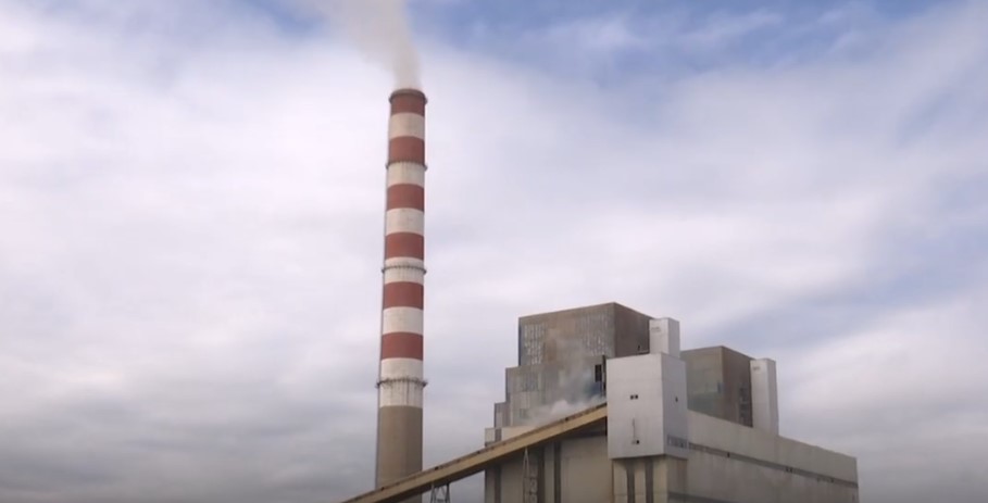 Problemet energjetike  Bien blloqet  paradite Kosova në terr  VIDEO 