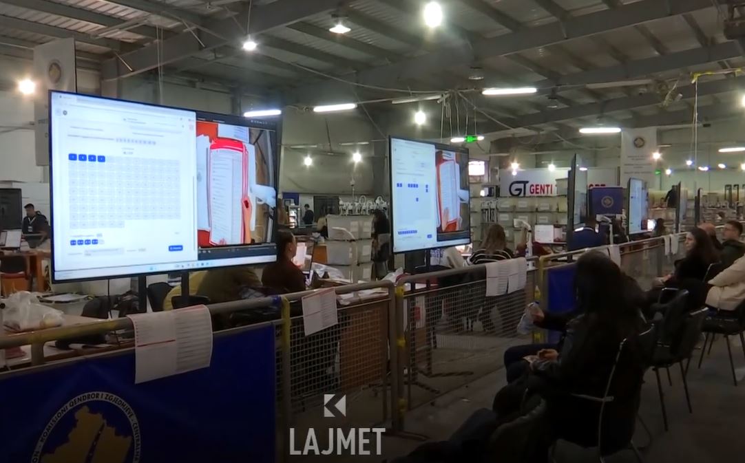 Qendra e Numërimit   Numërohen rreth gjysma e votave me postë  VIDEO 