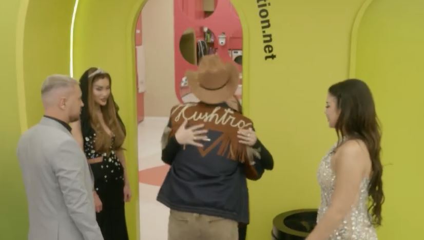 LIVE   Xheneta injoron Labin  nuk e përshëndet nga largimi prej shtëpisë 