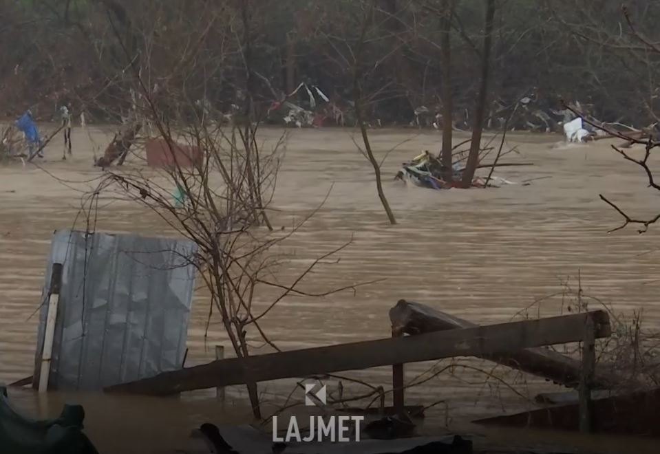 Përmbytja e komunave   Shkak urbanizimi  jo reshjet intensive  VIDEO 