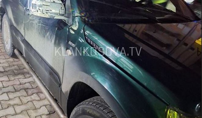 Spitali njofton për gjendjen e të miturit që u godit nga vetura në Mitrovicë