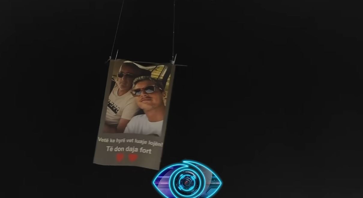 Londrimit i vjen mesazh nga jashtë   Vetë ke hyrë  vetë luaje lojën   VIDEO 