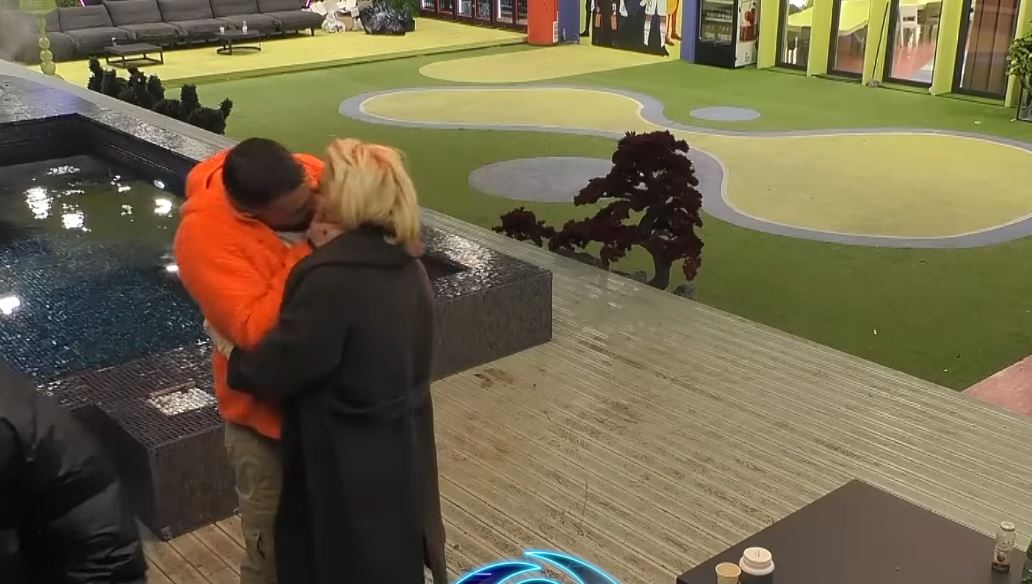 Vazhdojnë puthjet e përqafimet mes Dolces dhe Limit  VIDEO 