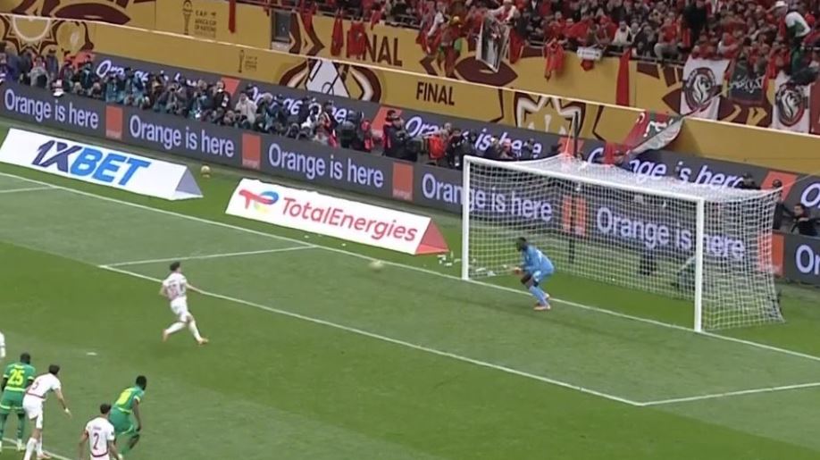  Një komb  mbi supe  Diazit i dështon panenka në minutën e fundit