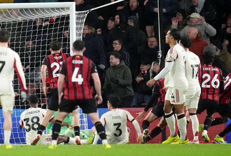 Vazhdon kriza e Liverpoolit, mposhtet në sekondat e fundit nga Bournemouth