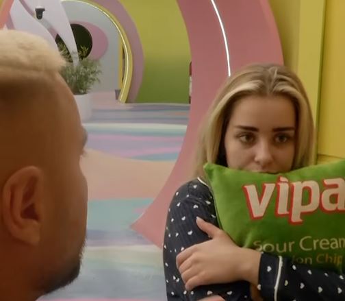  Kur Klodi u distancua  ju e pezulluat për një javë   Labi i thotë Elijonës  VIDEO 