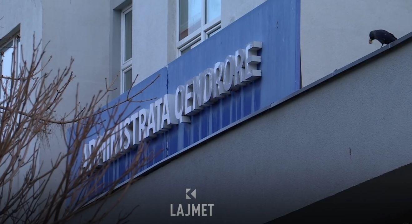 Konkursi në QKUK: 12 infermierë “luftojnë” për 1 vend pune (VIDEO)