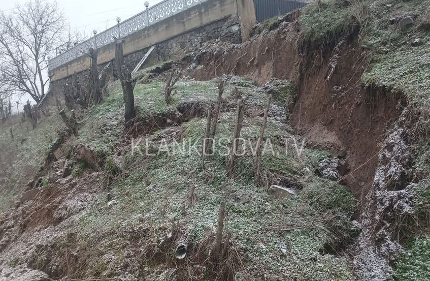 Banorët e Hodonocit i  tuten  rrezikut nga shembja e dheut