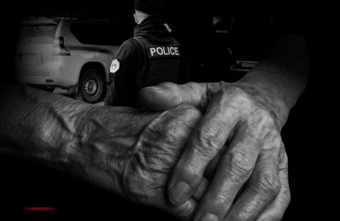 E rrahu nënën deri në vdekje  autori i krimit në Dragash u dënua tri herë për dhunë në familje