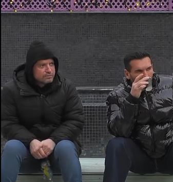 Labi për Arditin  Burri plak me romantizëm  VIDEO 