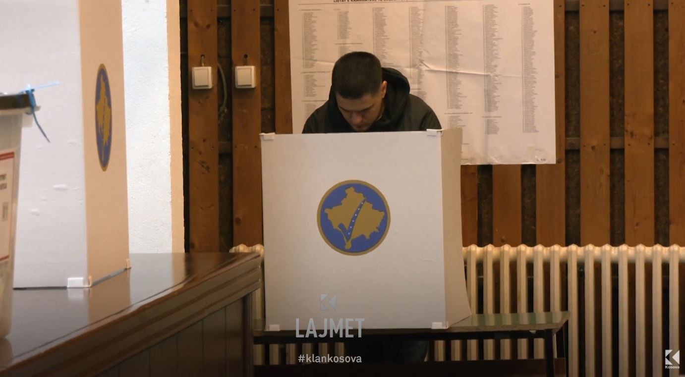 Vlerësimi i ekspertëve: Votimi digjital, shpëtim i demokracisë (VIDEO)