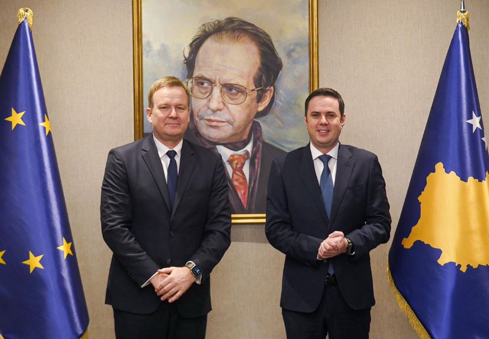 Abdixhiku pret në takim Sorensenin  i kërkon që BE ta vazhdojë angazhimin për Kosovën