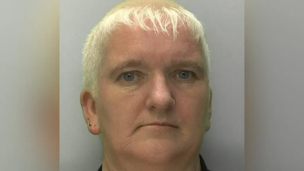 Skllavëroi një person për 25 vjet  burgoset gruaja në Angli