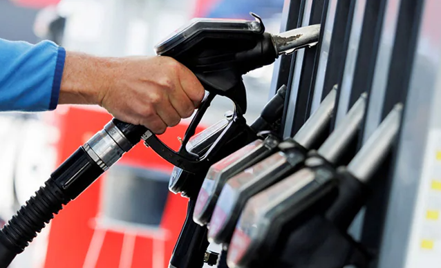 bie-cmimi-i-naftes-pas-arrestimit-te-maduros-nga-shba