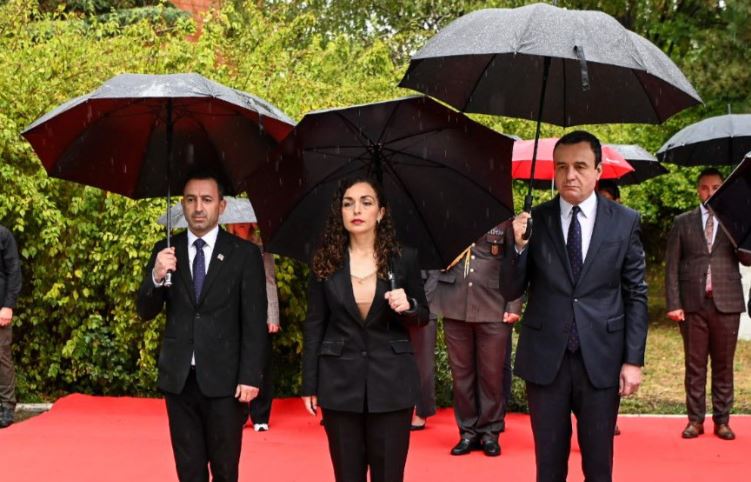 Osmani  Kurti e Basha nesër bëjnë homazhe në Reçak