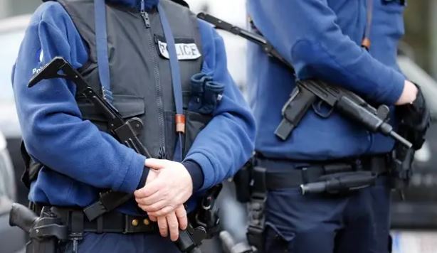 Atentat në Greqi  plagosen me armë zjarri babë e bir nga Shqipëria