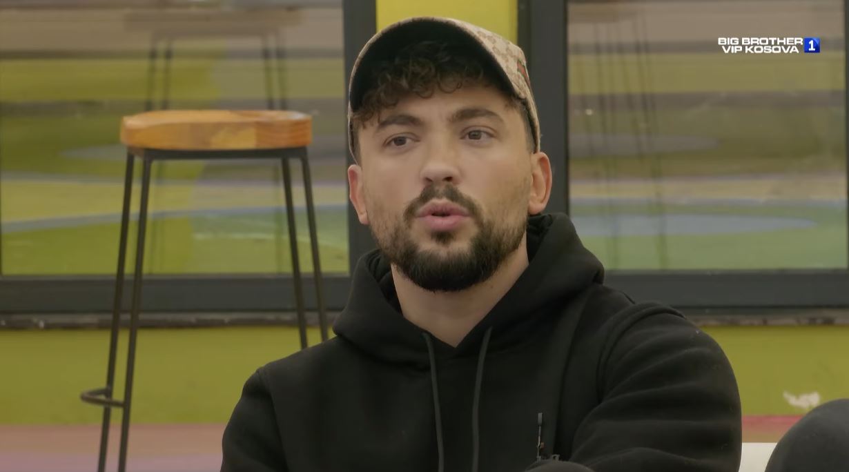 A u afrua me Elijonën pas rikthimit    Toney ka një shpjegim  S i kom nga përmas  VIDEO 