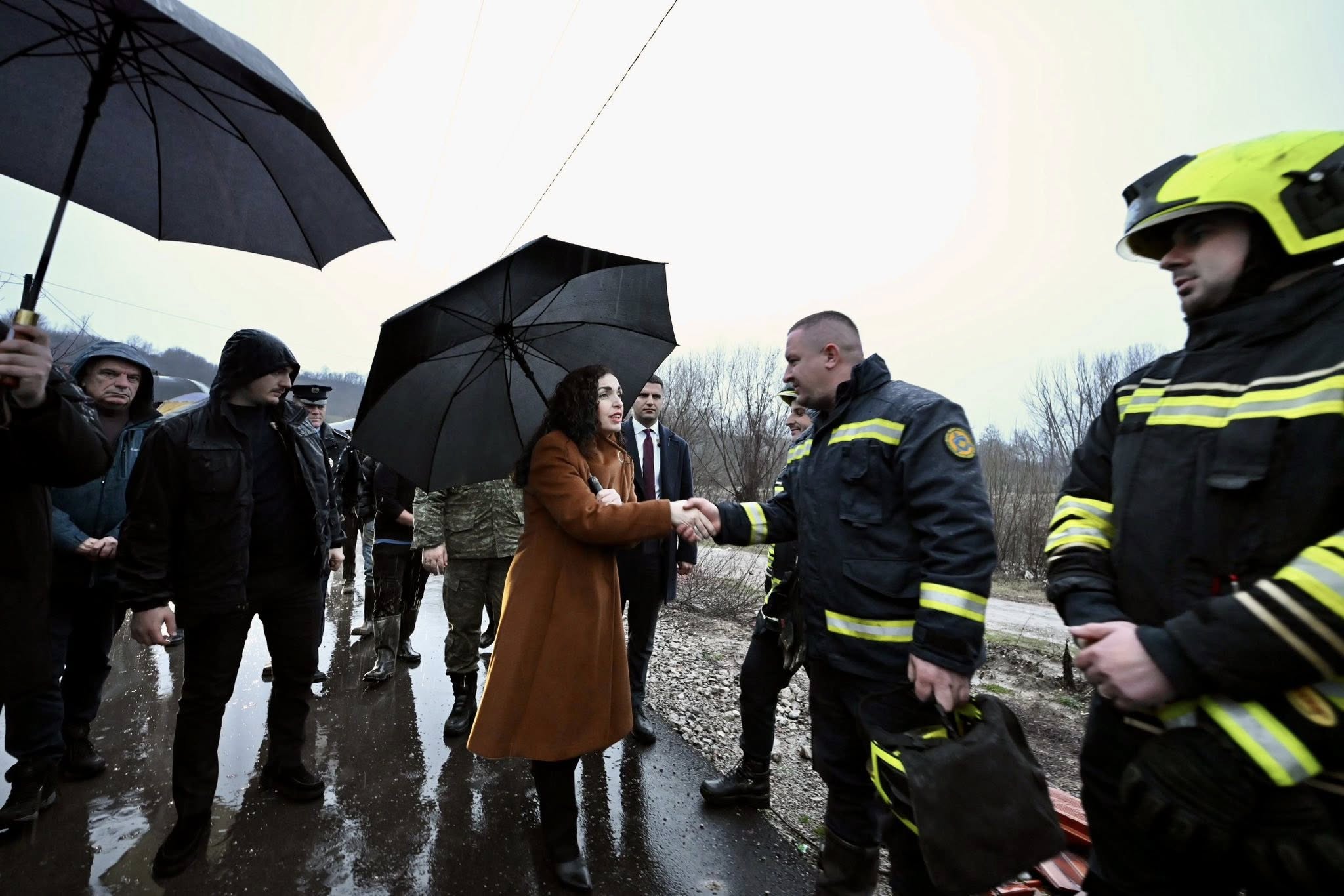 Osmani pas vizitave në Gjakovë e Malishevë  Bashkë mund t i tejkalojmë sfidat  VIDEO 