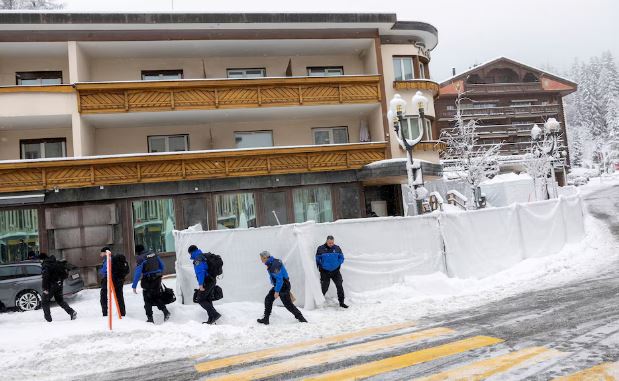 Avokati i viktimave të zjarrit në Zvicër kërkon zgjerimin e hetimeve