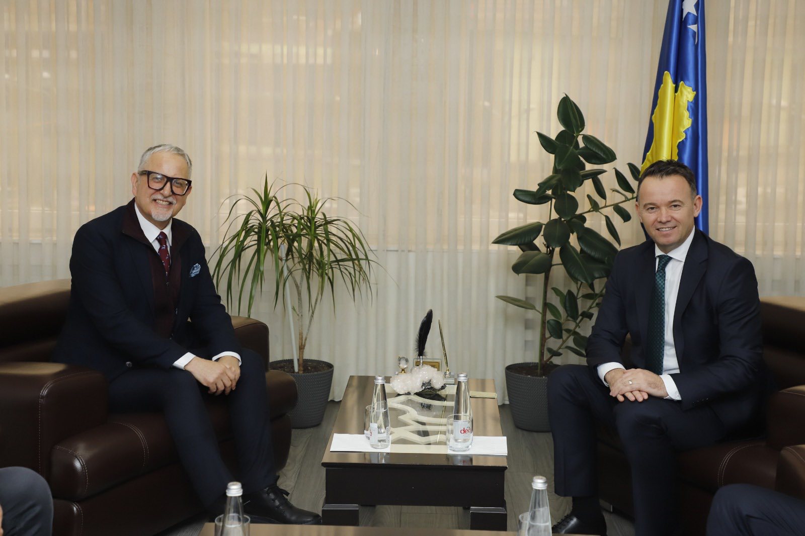 Ministri Vitia premton spital të ri në Mitrovicë