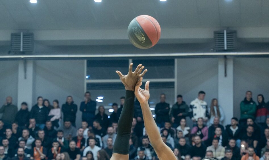perfundon-afati-kalimtar-ne-basketboll-te-meshkujt