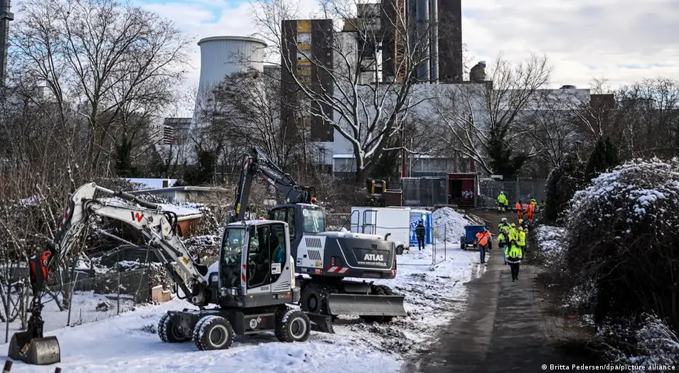 DW  Kthehet energjia elektrike në Berlin pas sulmit me zjarrvënie