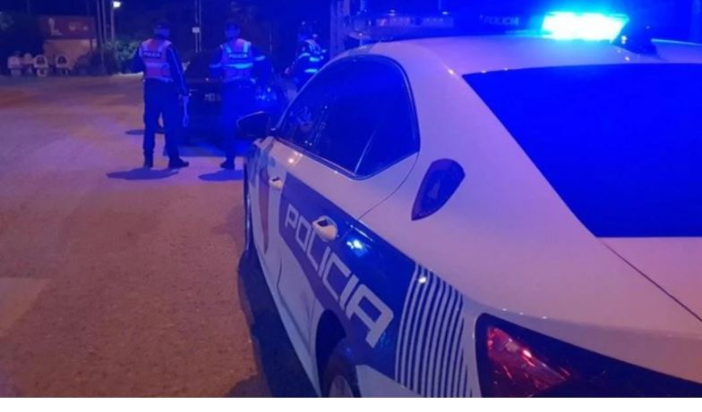 Sherr me çekiç mes shoferëve në rrugën Mamurras Krujë  vdes 57 vjeçari