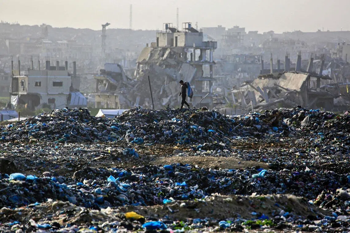 Sulmi izraelit vret dy persona në Gaza, ndërsa ShBA kërkon përparim në marrëveshjen e paqes