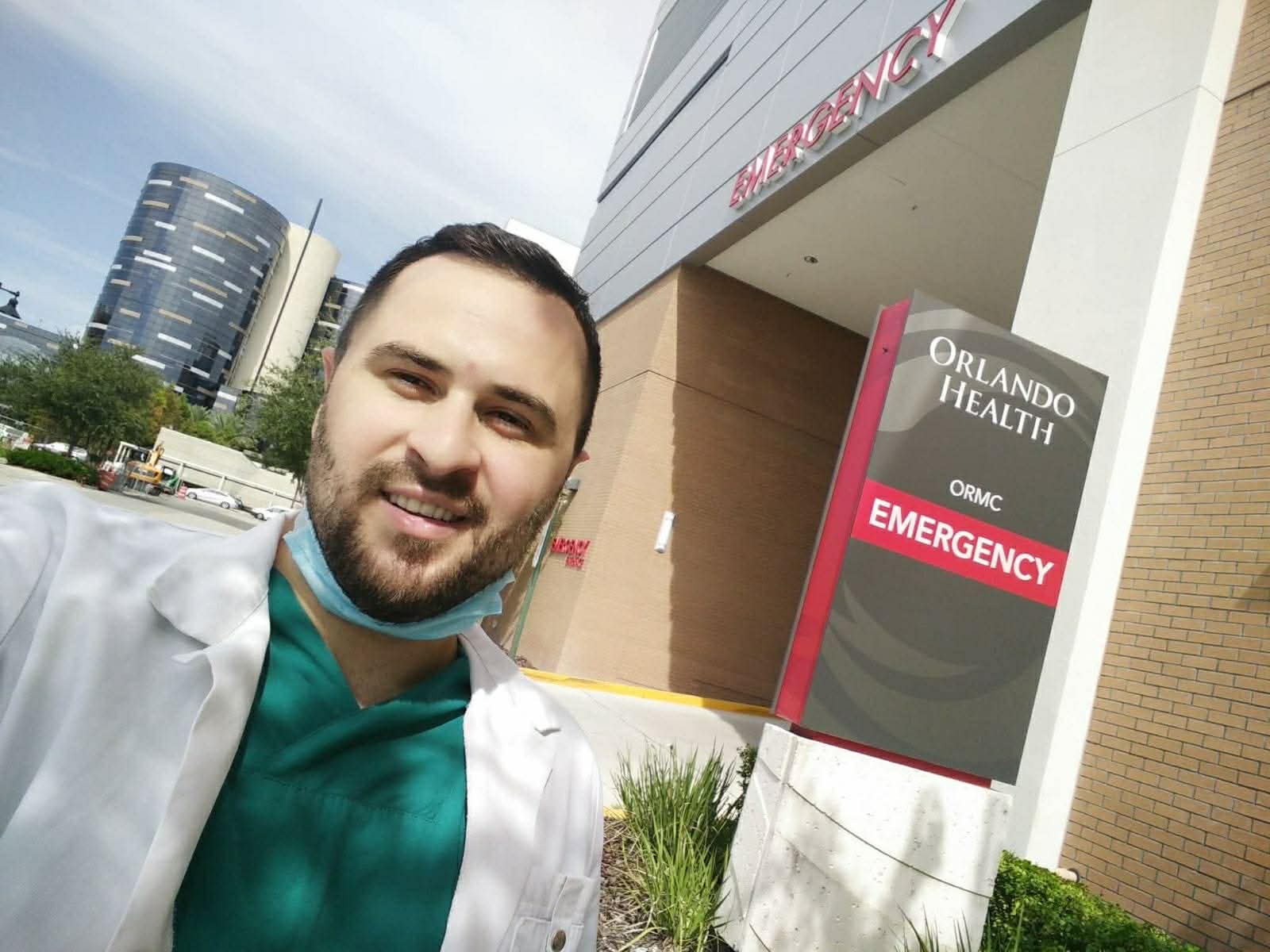 Gastroenterologu kosovar Dr. Krenar Reshitaj pranohet si anëtar në 'American Gastroenterological Association'