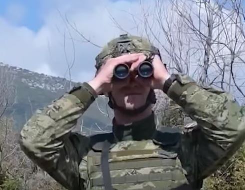 KFOR-i me patrullime në disa komuna të Kosovës (VIDEO)